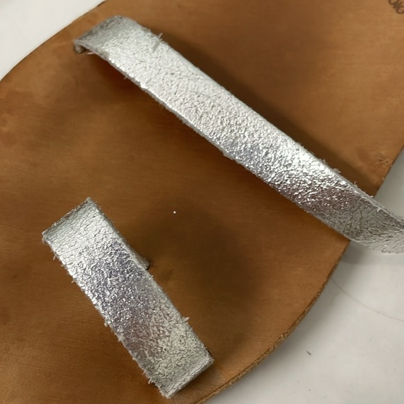 Cocobelle greek Athena sandals silver leather size 9 flats Anthropologie - Picture 7 of 8